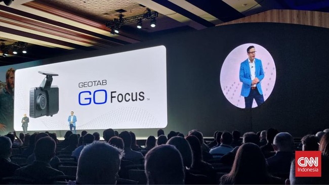 Hình ảnh sân khấu sự kiện Geotab Connect 2026, nơi Geotab giới thiệu dòng thiết bị dash cam GO Focus cho quản lý đội xe.Nguồn ảnh:CNNIndonesia