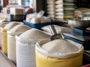 Mức giá gợi ý cho gạo nội địa đặt lại phép cân bằng giữa người mua và người sản xuất.