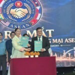 Tăng Vĩnh Khâm đại diện ACTA ký kết biên bản ghi nhớ hợp tác tại Diễn đàn Kinh tế Doanh nghiệp ASEAN 2026
