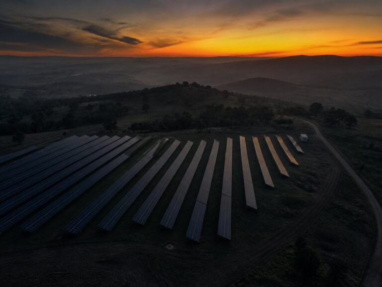 MTerra Solar bán 600 MW, BESS đã được nối lưới Ảnh: Minh họa tin tức